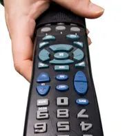 Cara memilih remote control universal yang tepat untuk home theater Anda